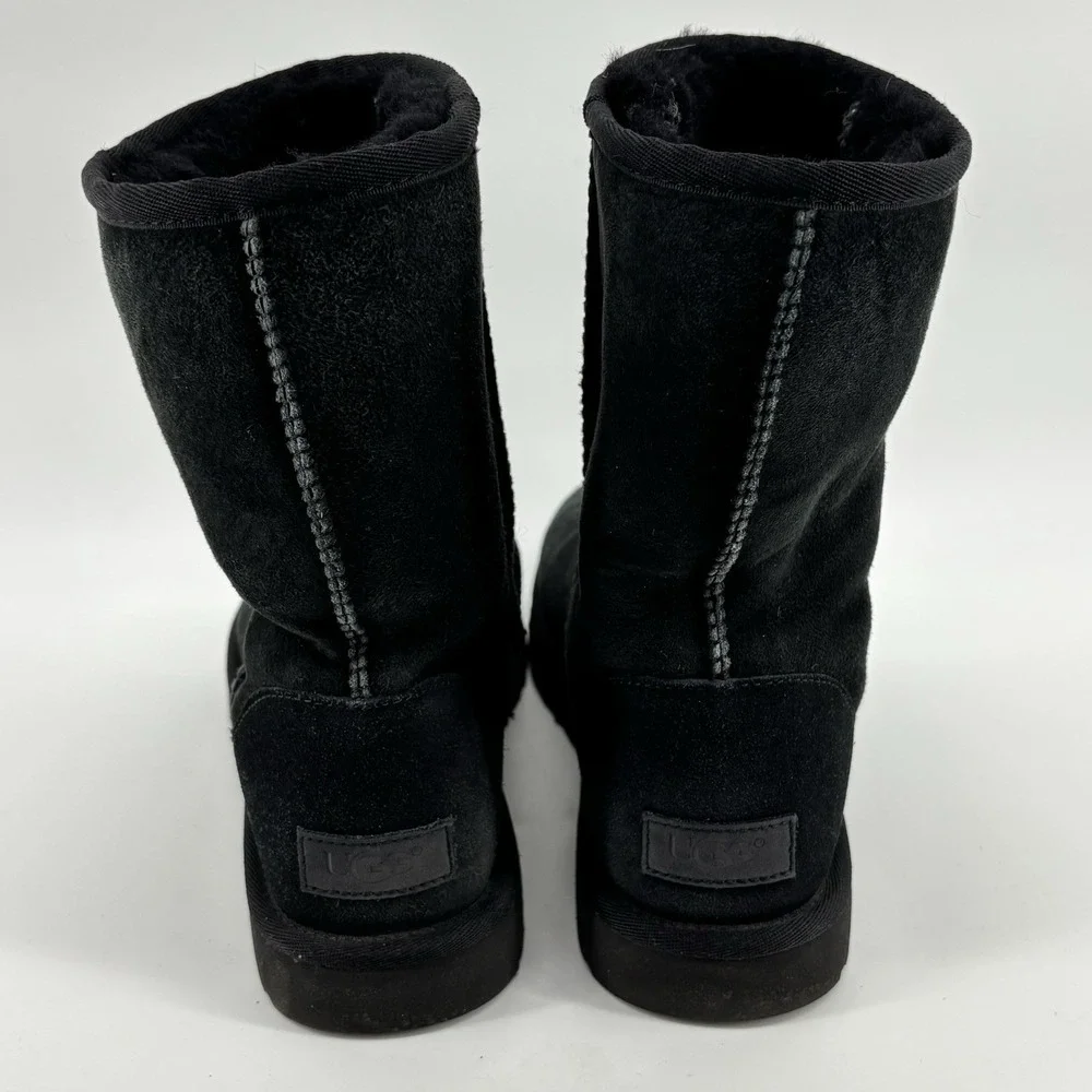 Ugg Women's Size 9‎ Classic Short II 1016223 Suede Sheepskin Boots UK7.5 EU40